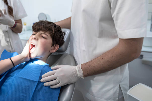 Best Dentist Open Late Near Me  in Shaker Heights, OH
